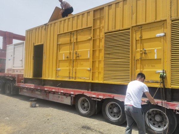 南澳汽油发电机对供油装置的要求