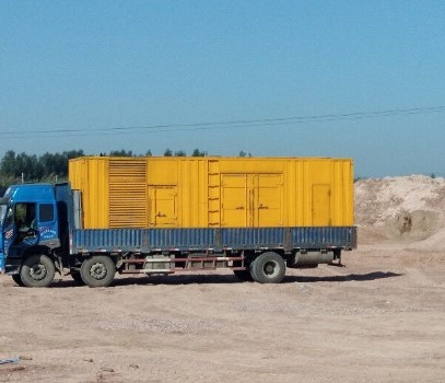 南澳海拔3000m以上地区的变压器外绝缘距离应如何确定？